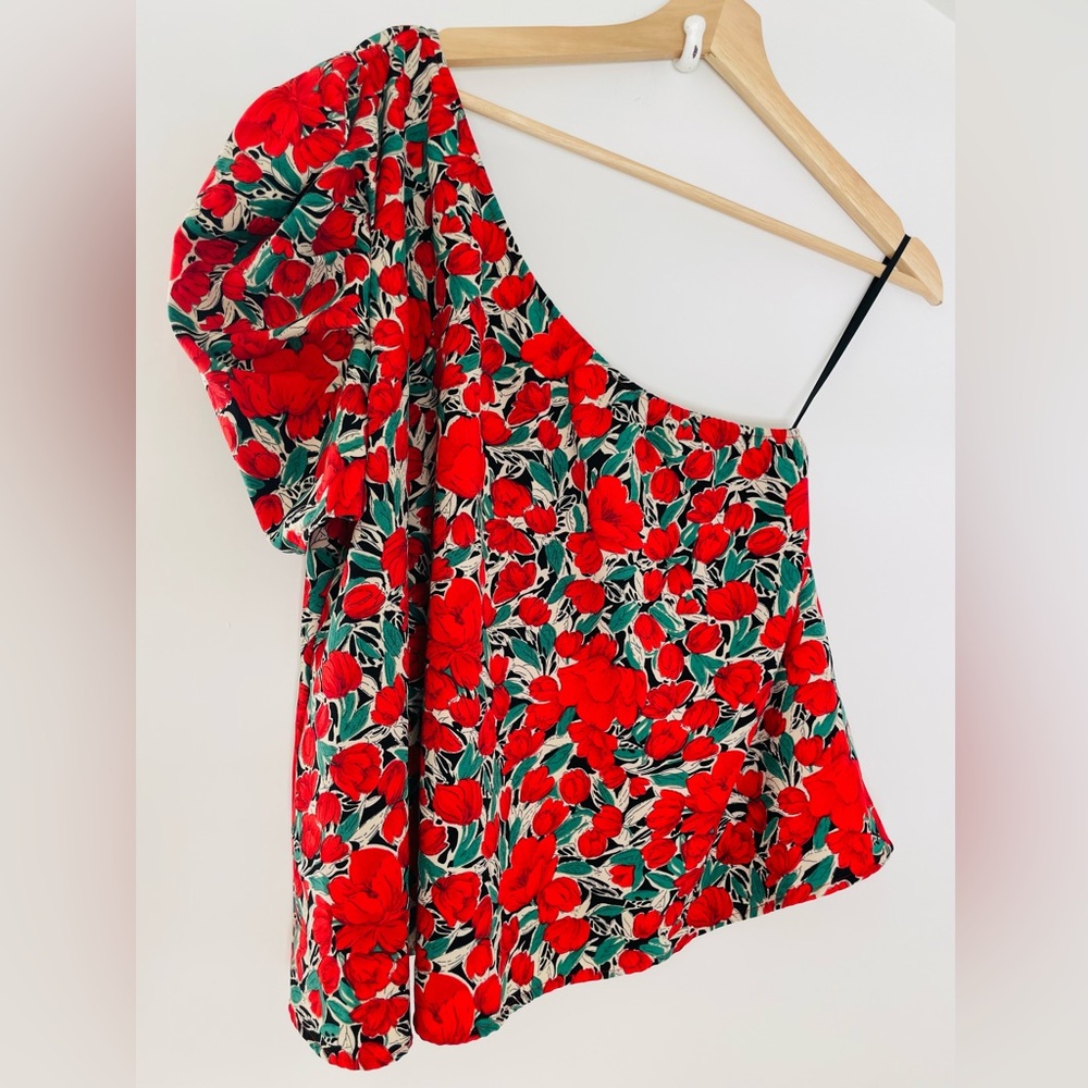 SHEIN Large one shoulder floral top